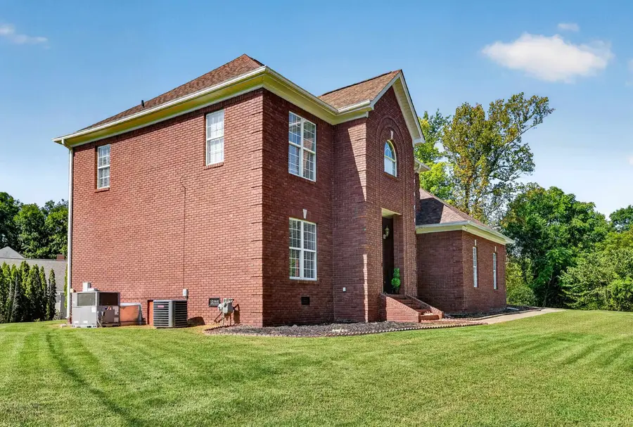 142 Hazelwood Ln, Florence, AL 35634 - #3