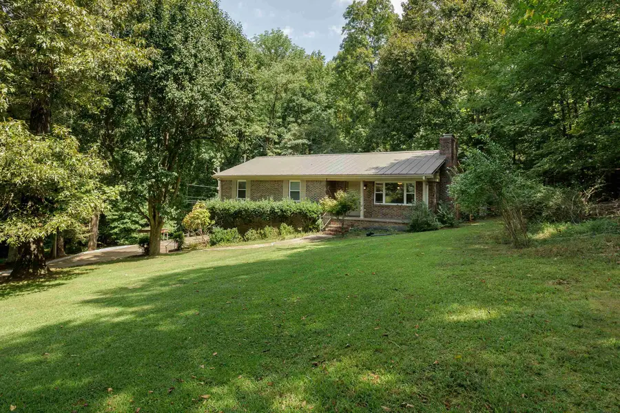 113 Spring Cove Rd, Florence, AL 35634 - #2