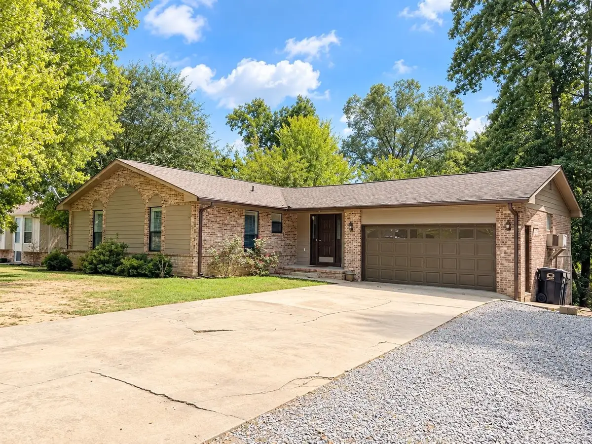 1418 Lessman St, Cullman, AL 35055 - #1