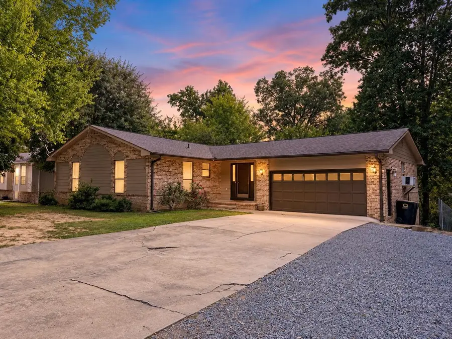 1418 Lessman St, Cullman, AL 35055 - #2