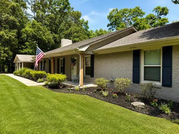 1864 Co Rd 25, Killen, AL 35645