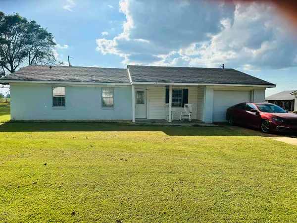 23 Tana Ave, Courtland, AL 35618