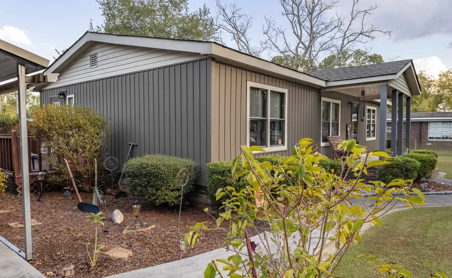 170 Wilson Dr, Florence, AL 35633 - #3