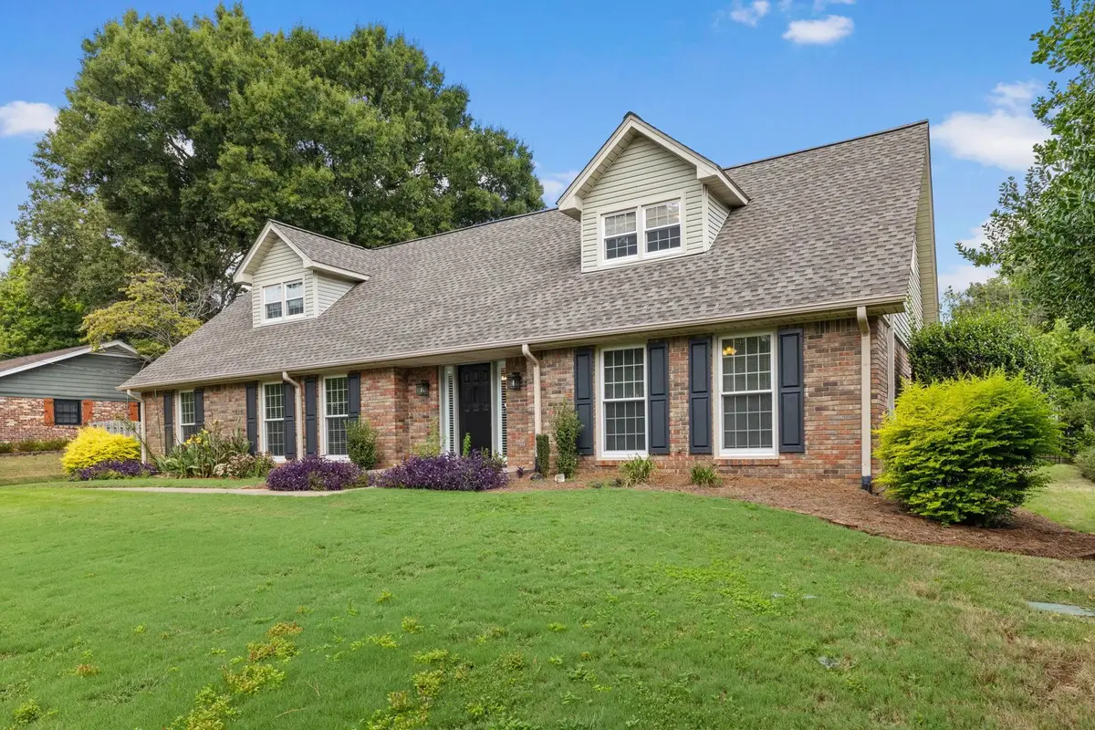 405 Nottingham Rd, Florence, AL 35633 - #1