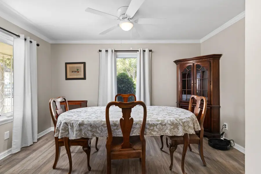 701 Howell St, Florence, AL 35630 - #3