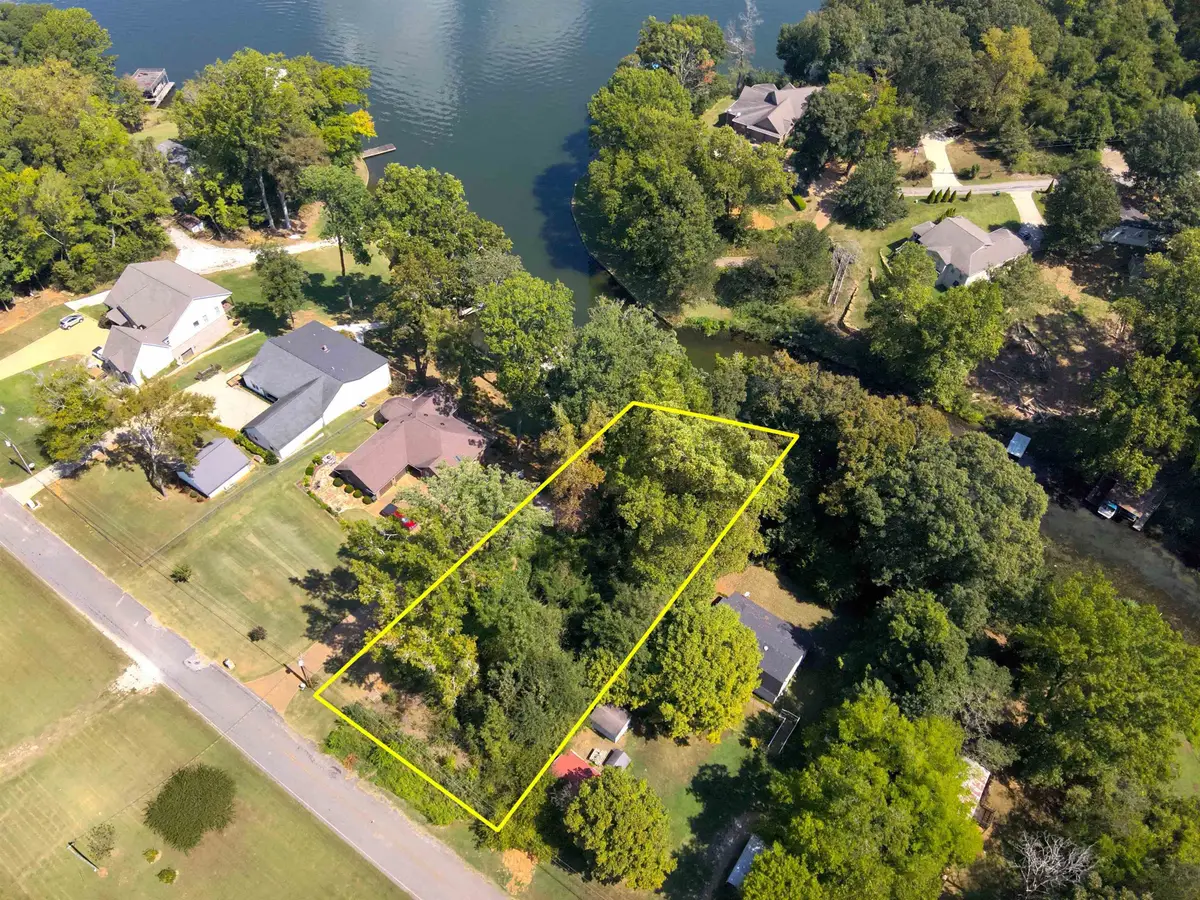 Lot 32 Lakeshore Dr, Muscle Shoals, AL 35661 - #1
