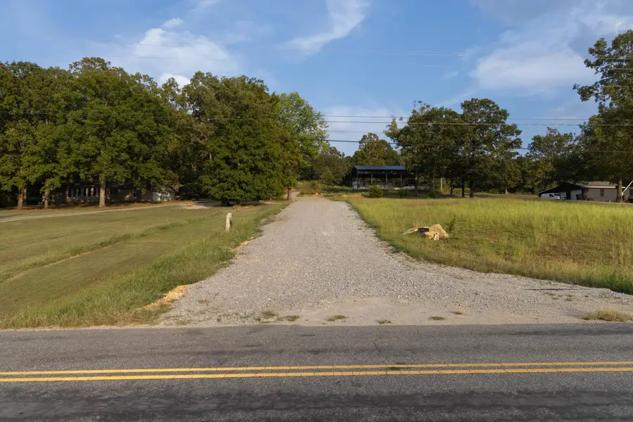 2436 Lost Creek Rd, Russellville, AL 35653 - #2