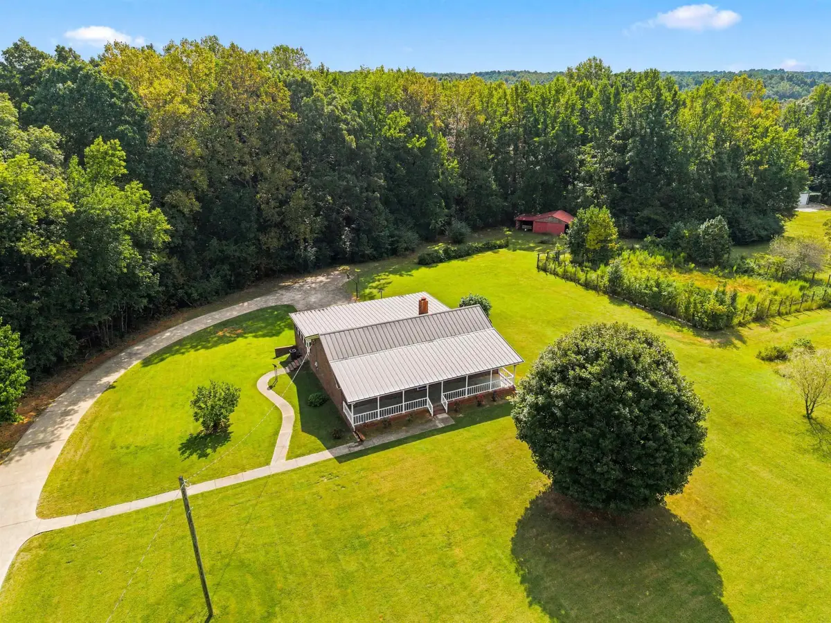 543 Co Rd 538, Rogersville, AL 35652 - #1