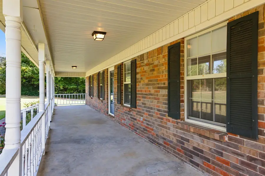 543 Co Rd 538, Rogersville, AL 35652 - #2