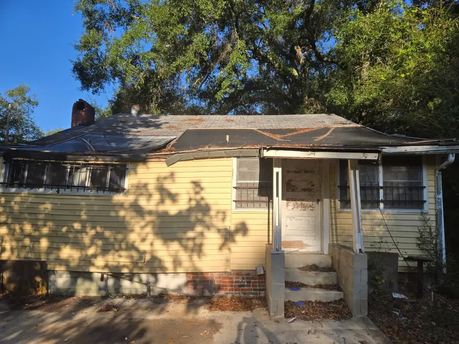 135 Vassar Cir, Montevallo, AL 35115 - #3