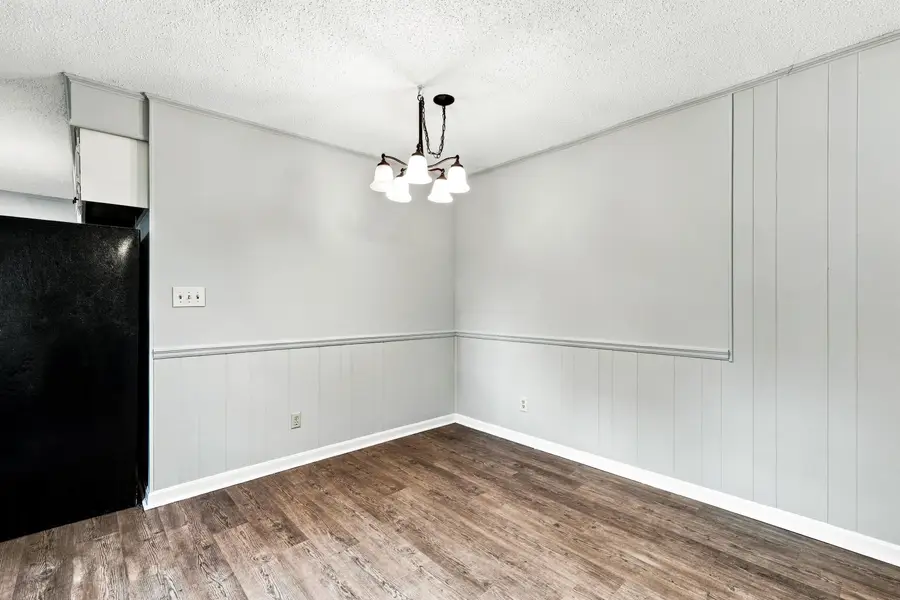 206 Mary Lee Dr, Florence, AL 35634 - #3