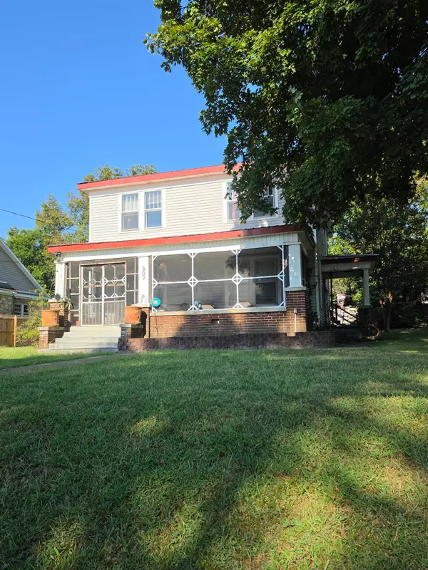 507 Washington Ave, Russellville, AL 35653