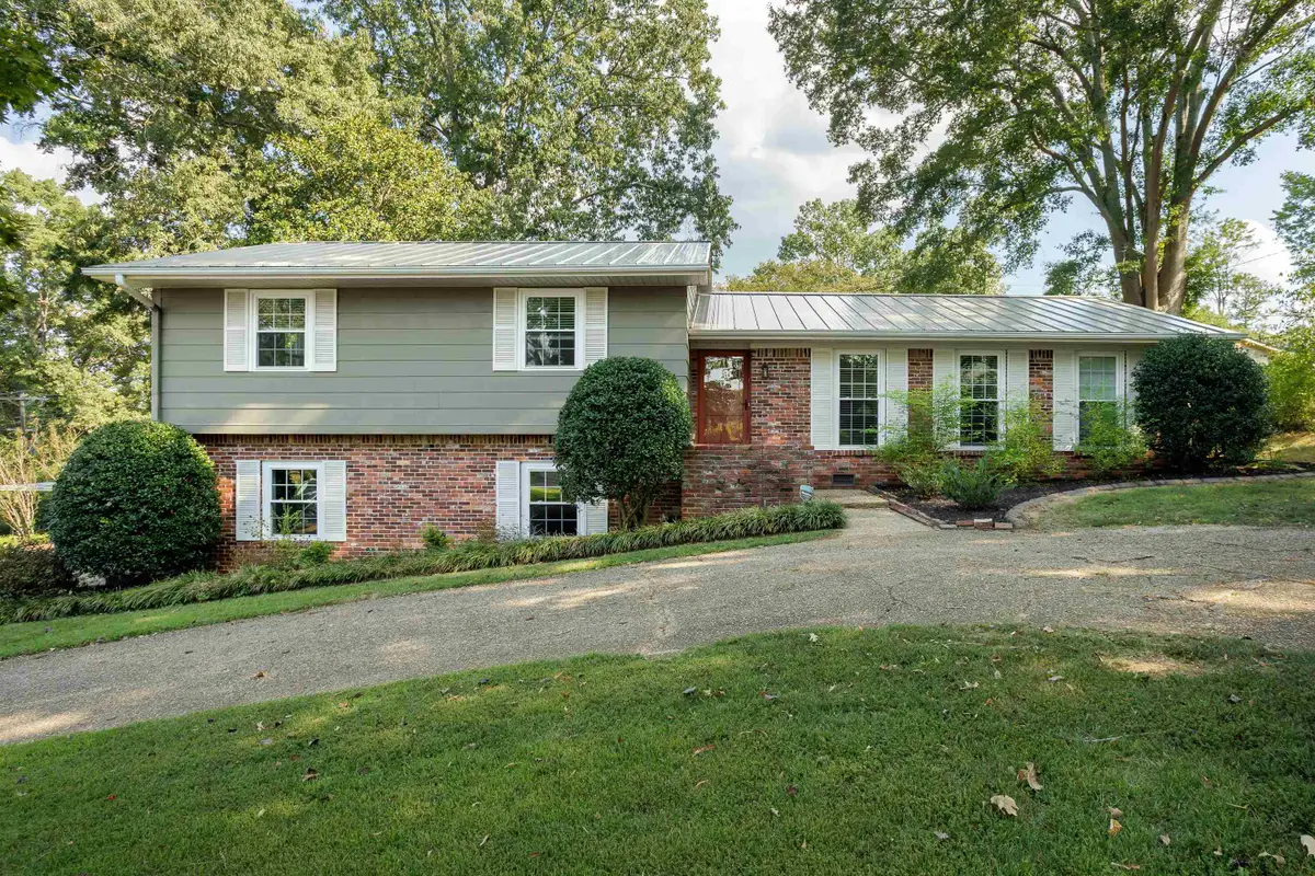 607 Pickwick St, Sheffield, AL 35660 - #1