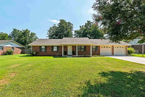 304 W Richton Ave, Muscle Shoals, AL 35661