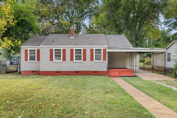 3105 Hatch Blvd, Sheffield, AL 35660