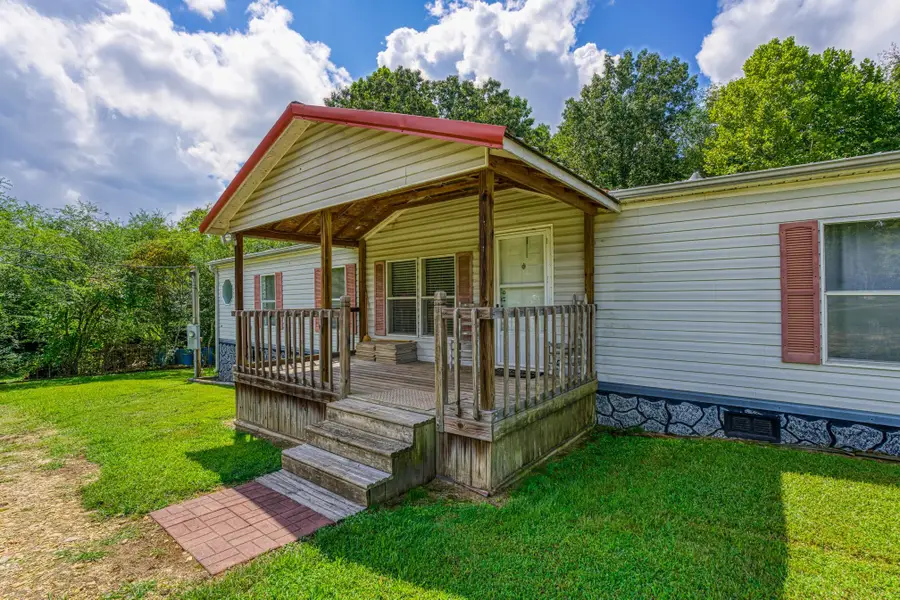 205 Rocky Ford Ln, Florence, AL 35634 - #3