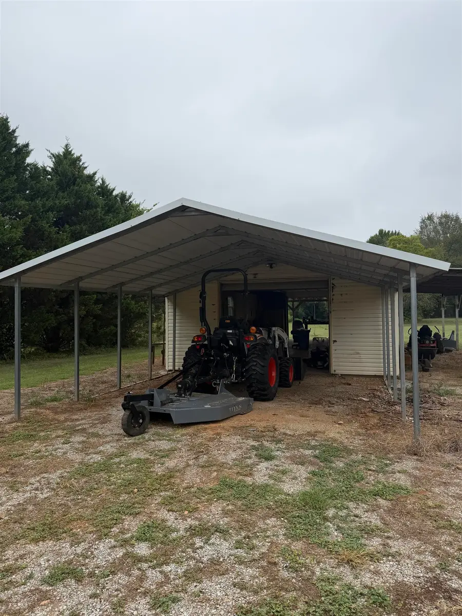 795 Betty Rose Ln, Tuscumbia, AL 35674 - #3