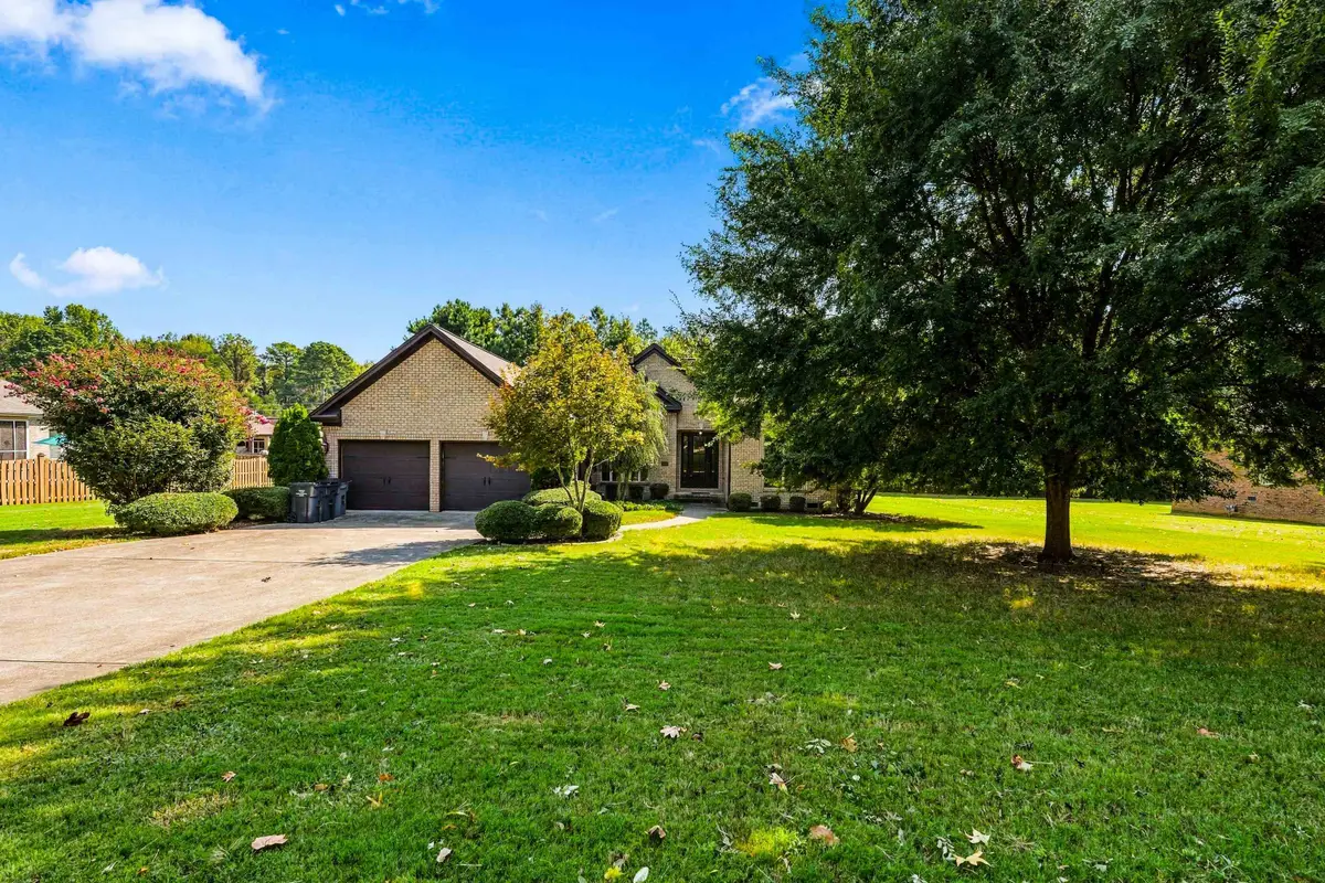 2355 Sky Park Rd, Florence, AL 35634 - #1
