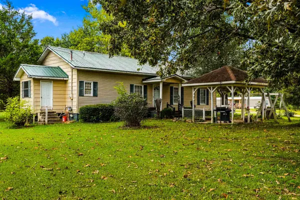 3905 Co Rd 5, Florence, AL 35633