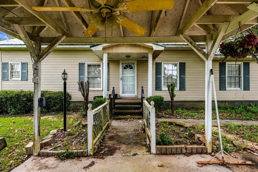 3905 Co Rd 5, Florence, AL 35633 - #3