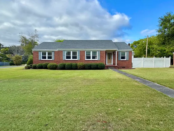301 E 14th St, Sheffield, AL 35660