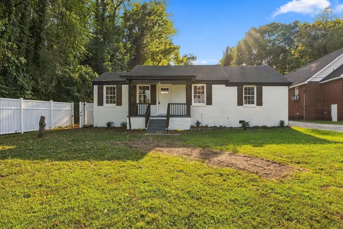 323 N Royal Ave, Florence, AL 35630 - #1