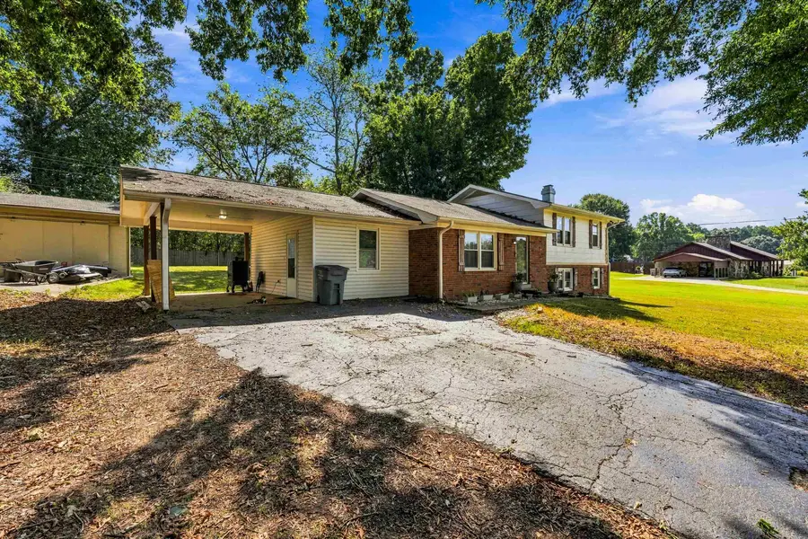 90 Rice Rd, Florence, AL 35630 - #3