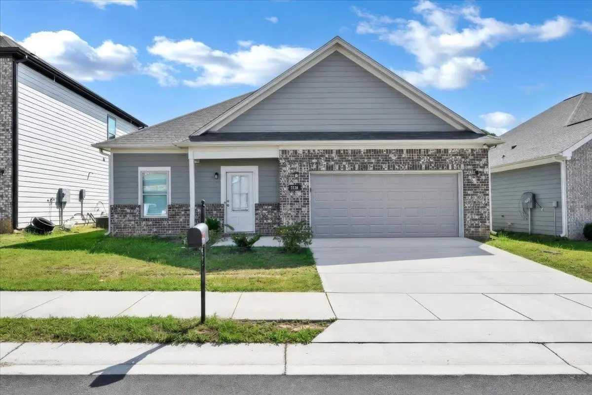 2136 Sullivan Dr, Cullman, AL 35055 - #1