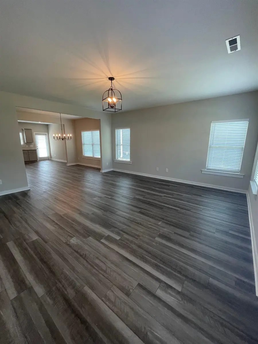 2137 Sullivan Dr, Cullman, AL 35055 - #3