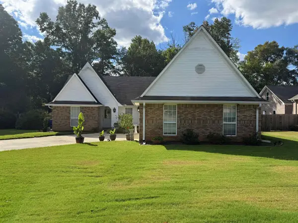 109 Maple Wood St, Florence, AL 35633