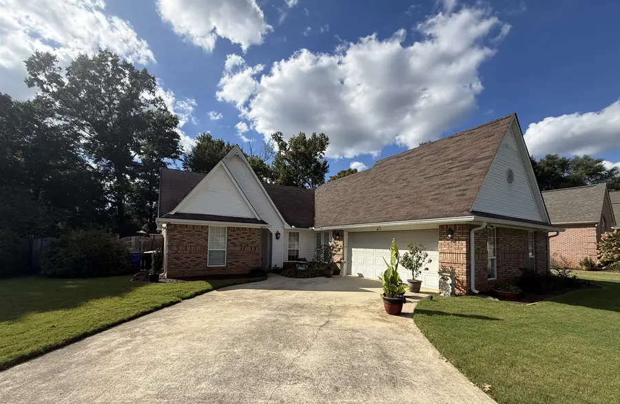 109 Maple Wood St, Florence, AL 35633 - #2