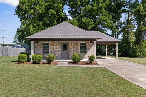 405 Glendale Ave, Muscle Shoals, AL 35661