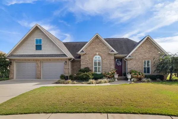 117 Tara Ct, Muscle Shoals, AL 35661