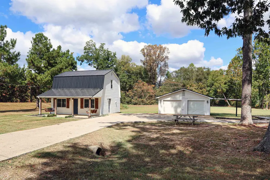 285 Gibbs Ln, Cherokee, AL 35616 - #2