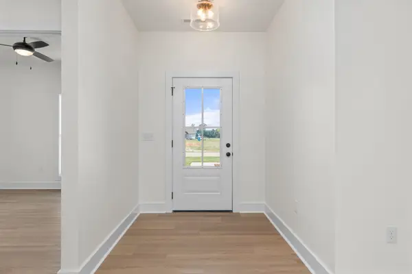 220 Spry Way, Killen, AL 35645