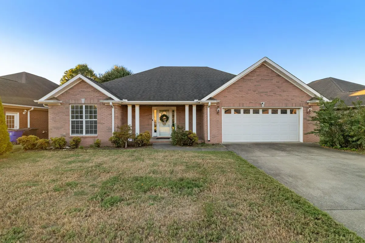 2337 Parc Pl, Florence, AL 35630 - #1