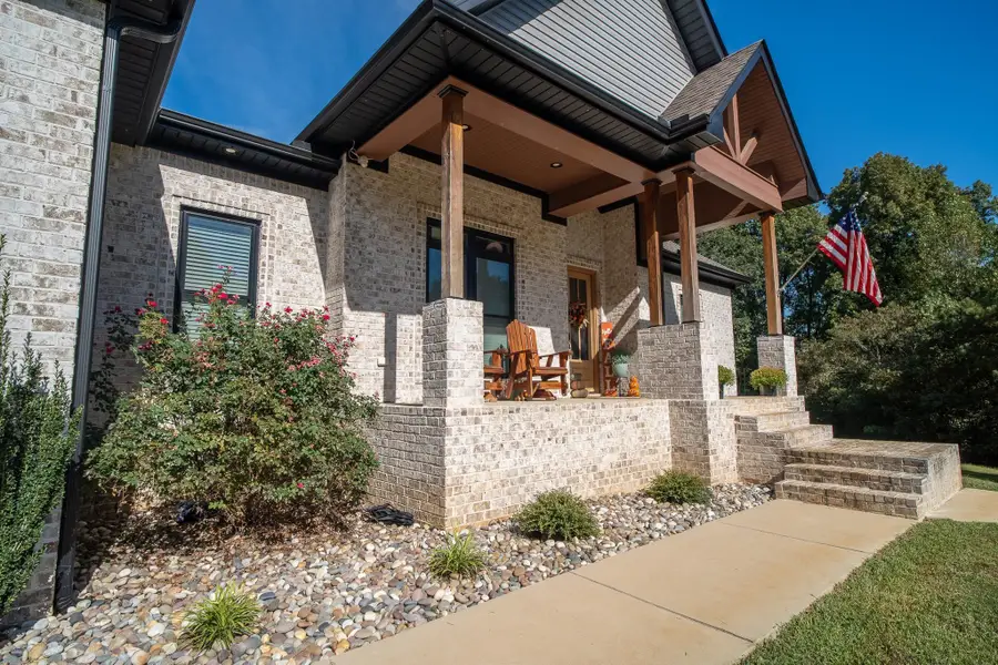 134 Plantation Cir, Killen, AL 35645 - #3