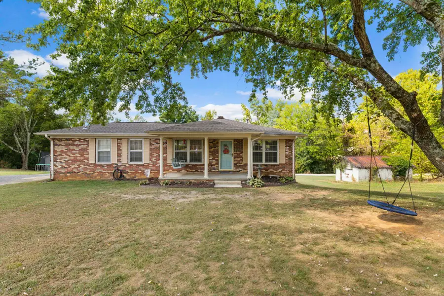 131 Taylor Rd, Florence, AL 35633 - #3