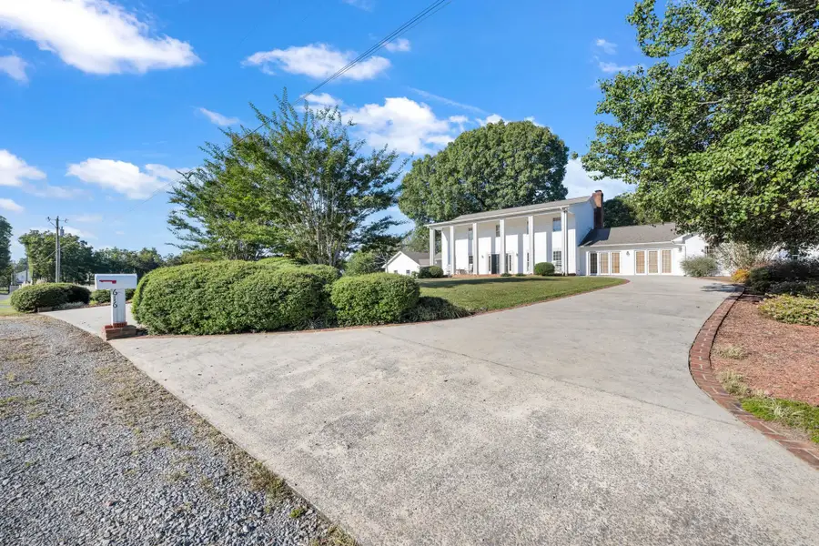 616 Co Rd 406, Cullman, AL 35057 - #2
