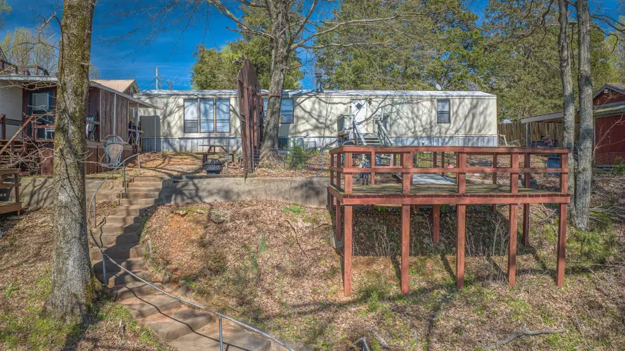 115 Sunset Beach Rd, Florence, AL 35633 - #2