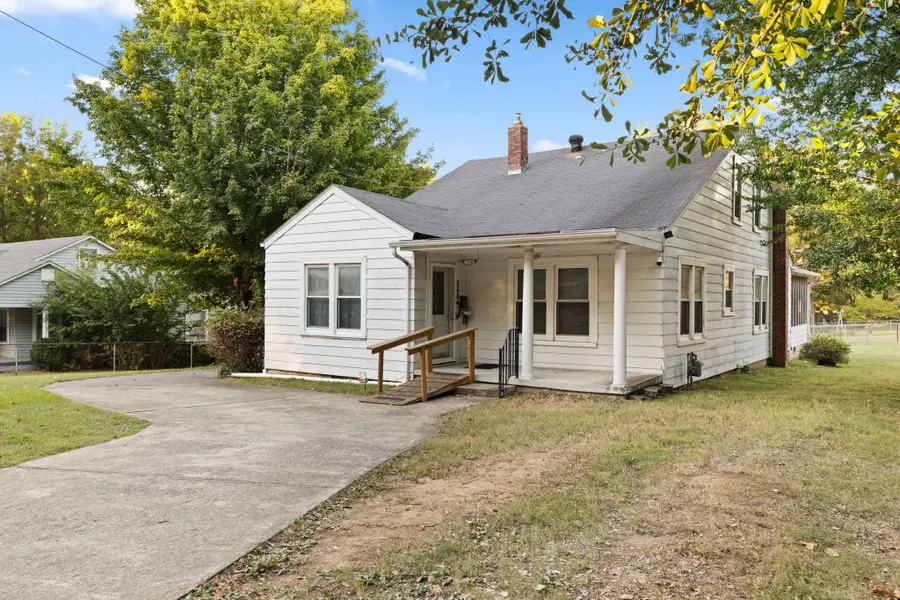 1560 Sherrod Ave, Florence, AL 35630 - #3