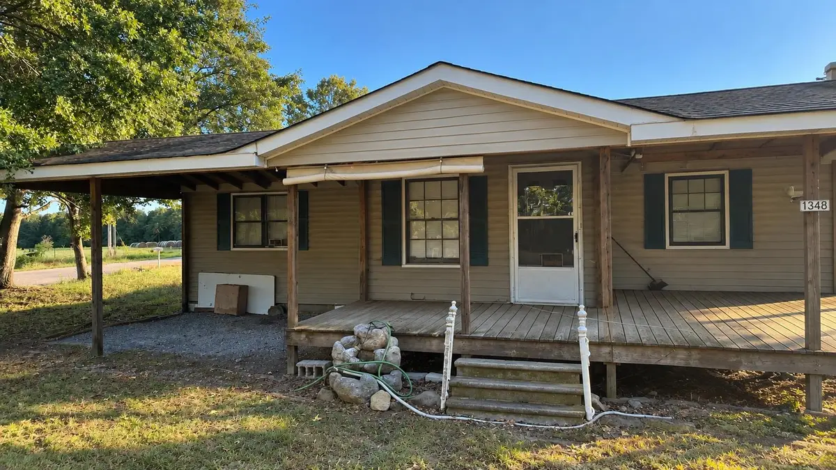1348 Co Rd 558, Hanceville, AL 35077 - #1