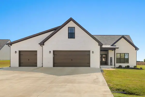 200 Spry Way, Killen, AL 35645