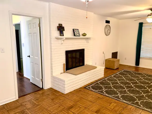 209 Flurnoy Ave, Florence, AL 35633