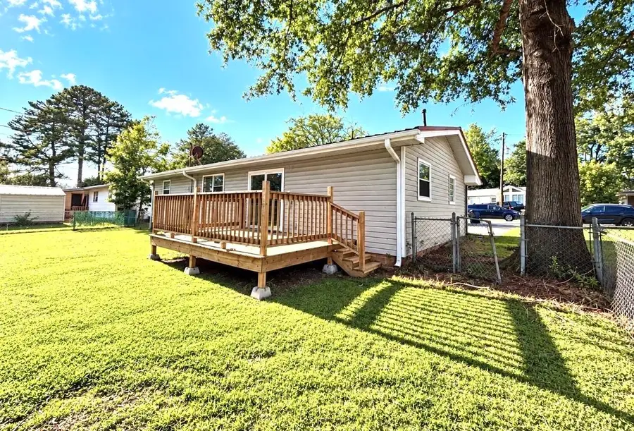 1628 Monterey St, Cullman, AL 35055 - #2
