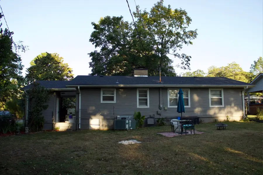2349 Mcburney Dr, Florence, AL 35630 - #2