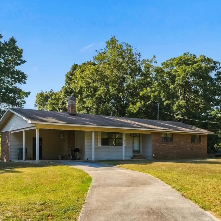 1015 Smokey Rd, Cherokee, AL 35616 - #2
