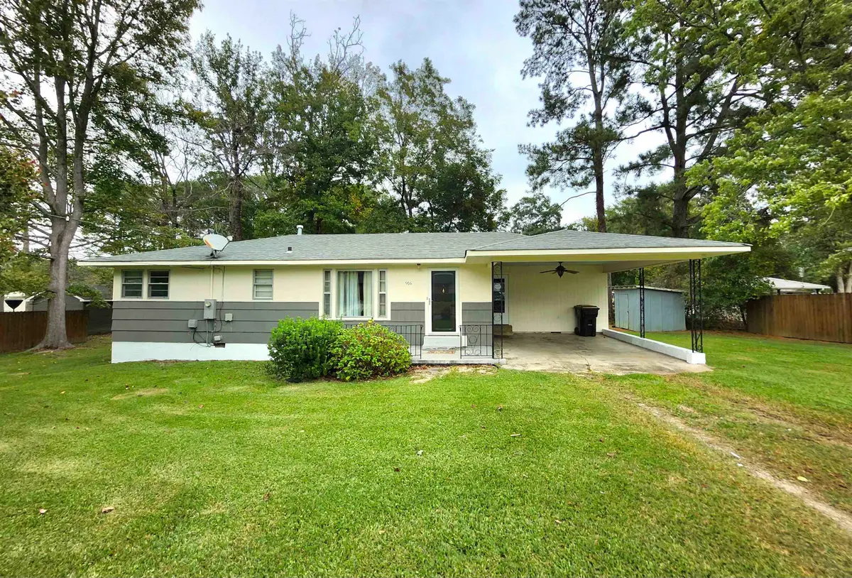 916 Ave C, Cullman, AL 35055 - #1