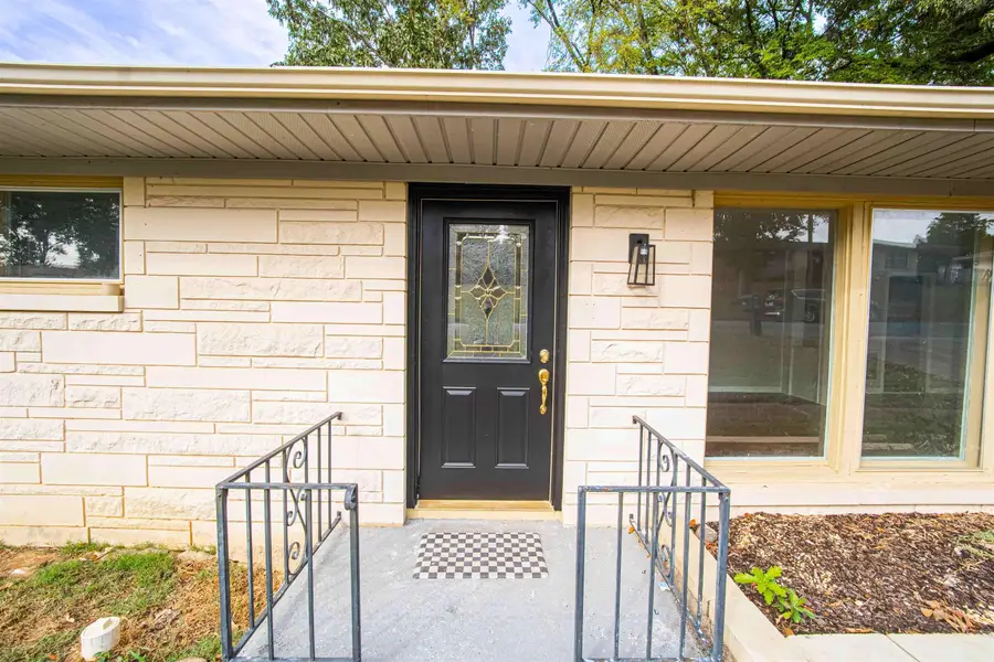 2231 Maple Ave, Florence, AL 35630 - #2