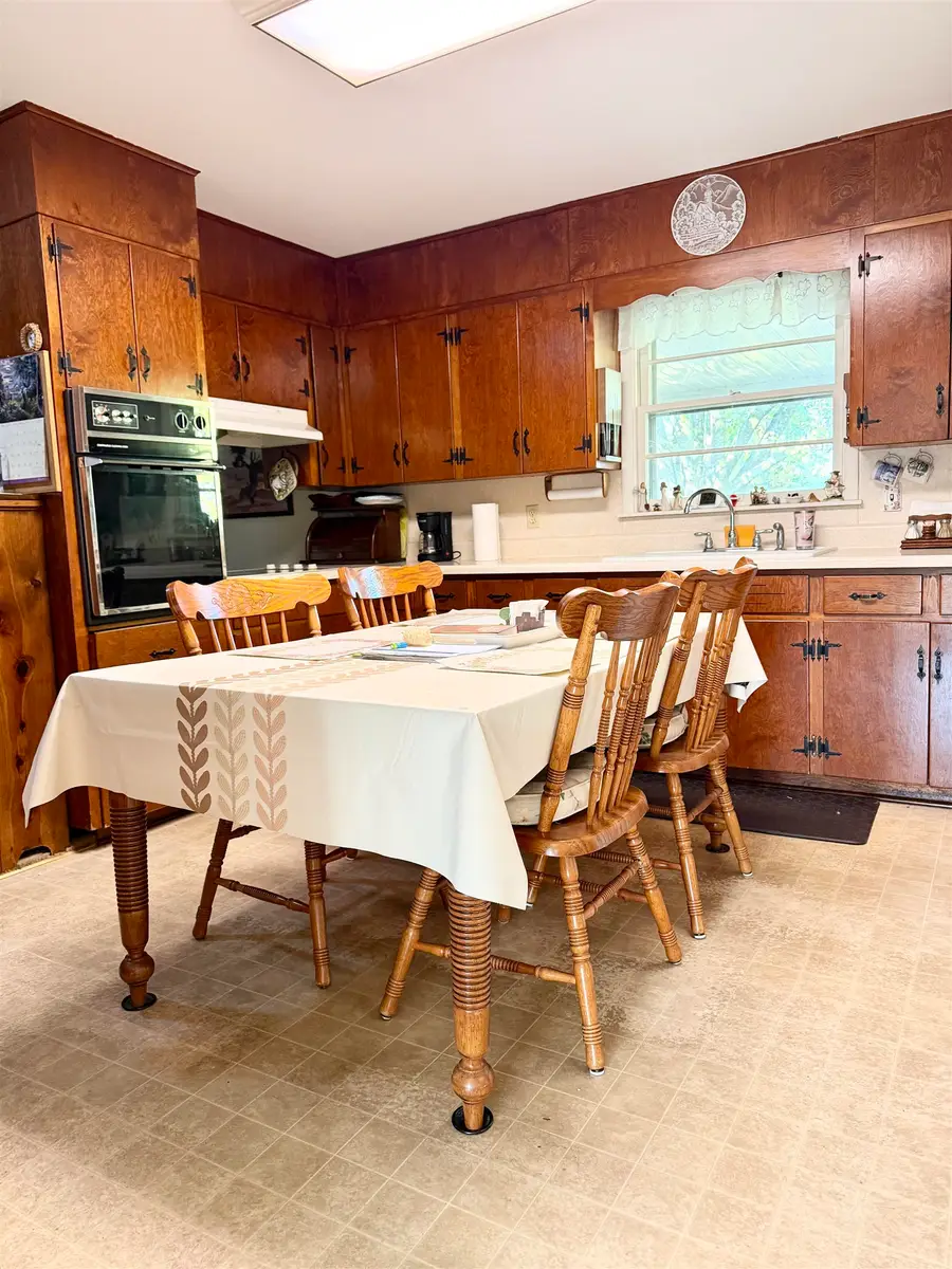 913 Nunnelley Ave, Cullman, AL 35055 - #3